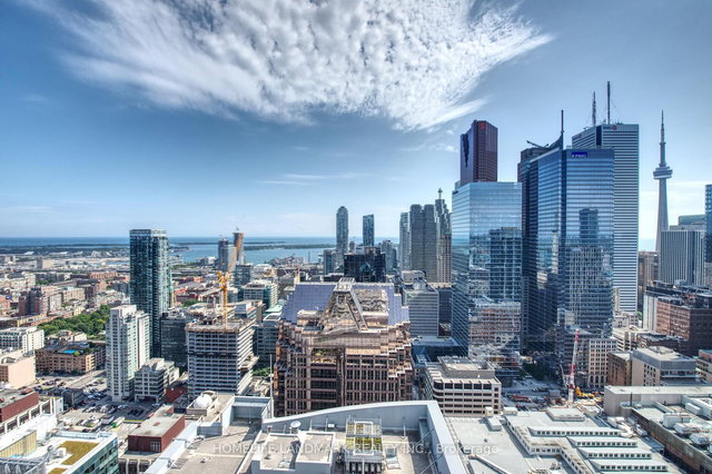 4008 - 197 Yonge Street