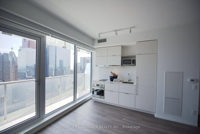 4008 - 197 Yonge Street