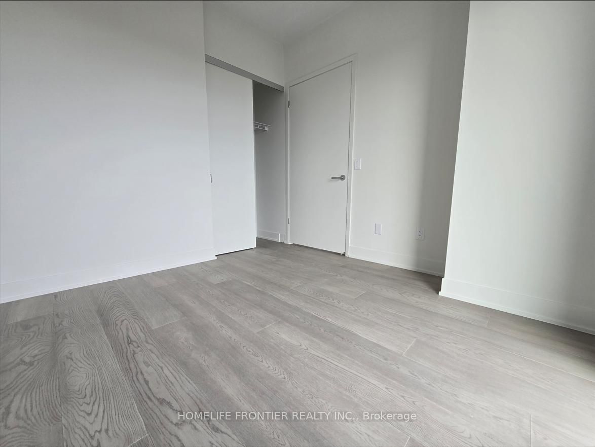 322 Dupont Street, Unit 704 - Photo 8