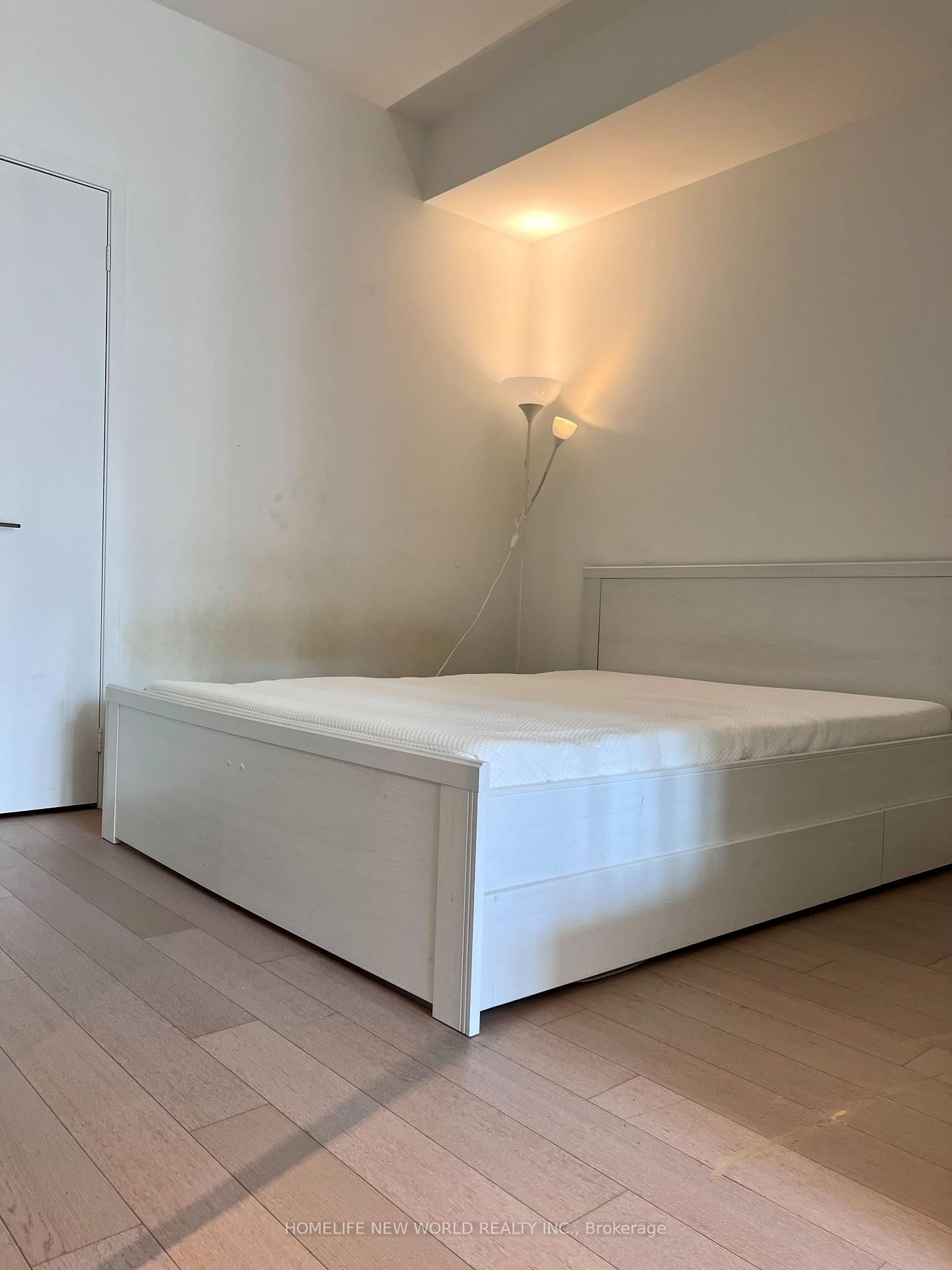 70 Temperance Street, Unit 1012 - Photo 4
