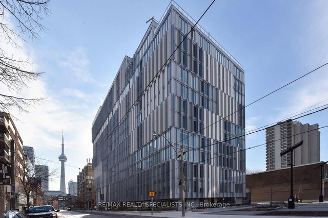 PH10 - 50 McCaul Street