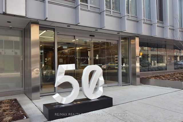 PH10 - 50 McCaul Street