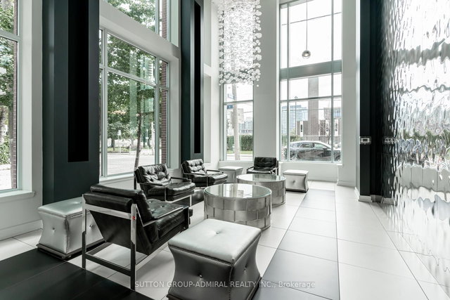 TH2 - 220 George Street