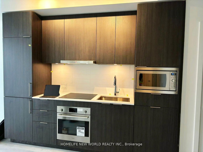 home for lease on 1801-7 GOLDEN LION Heights