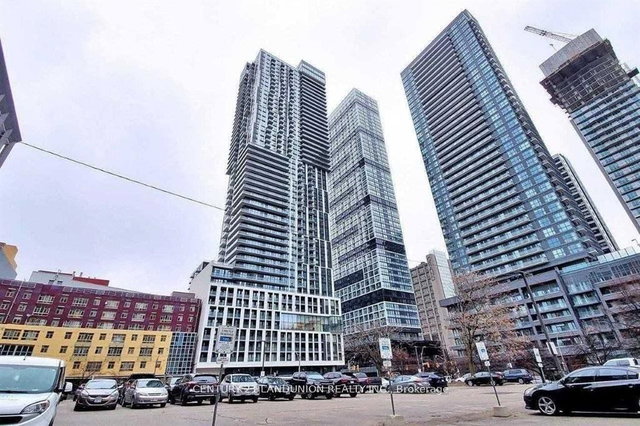 413 251 Jarvis Street