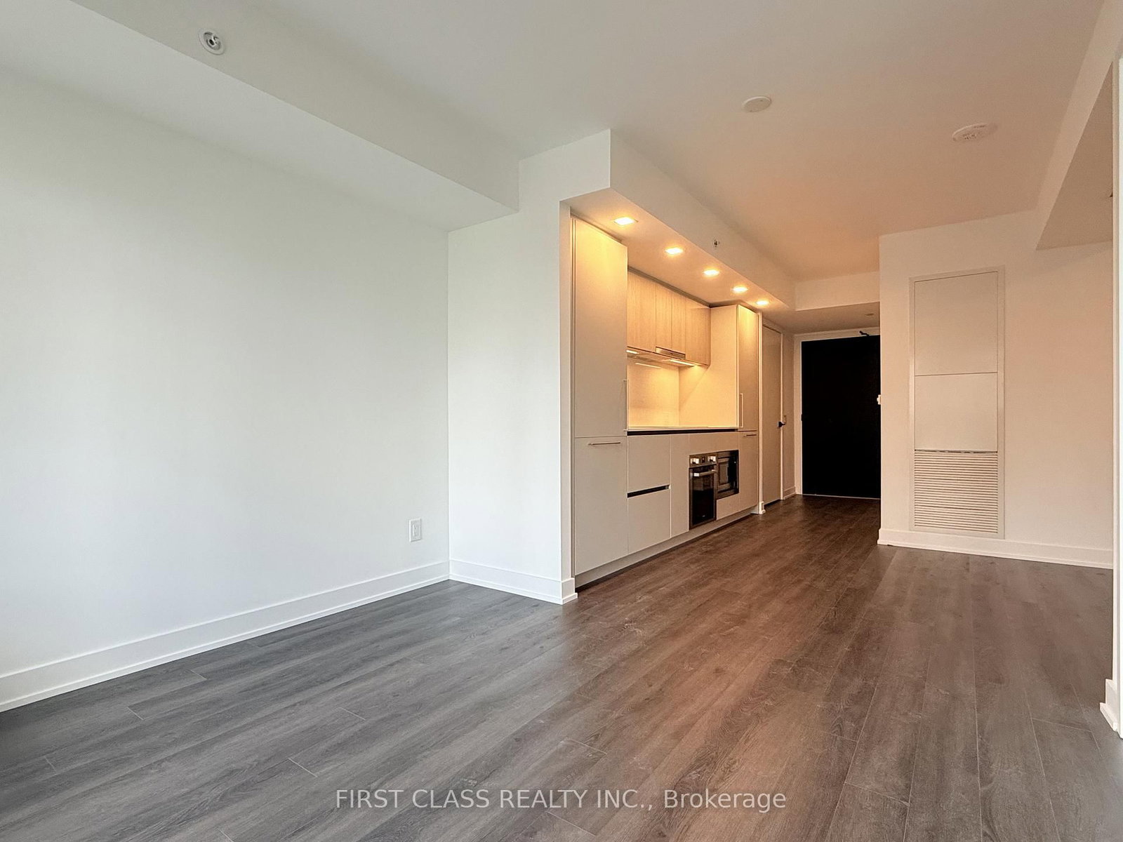 609 Sherbourne Street, Unit 701 - Photo 11