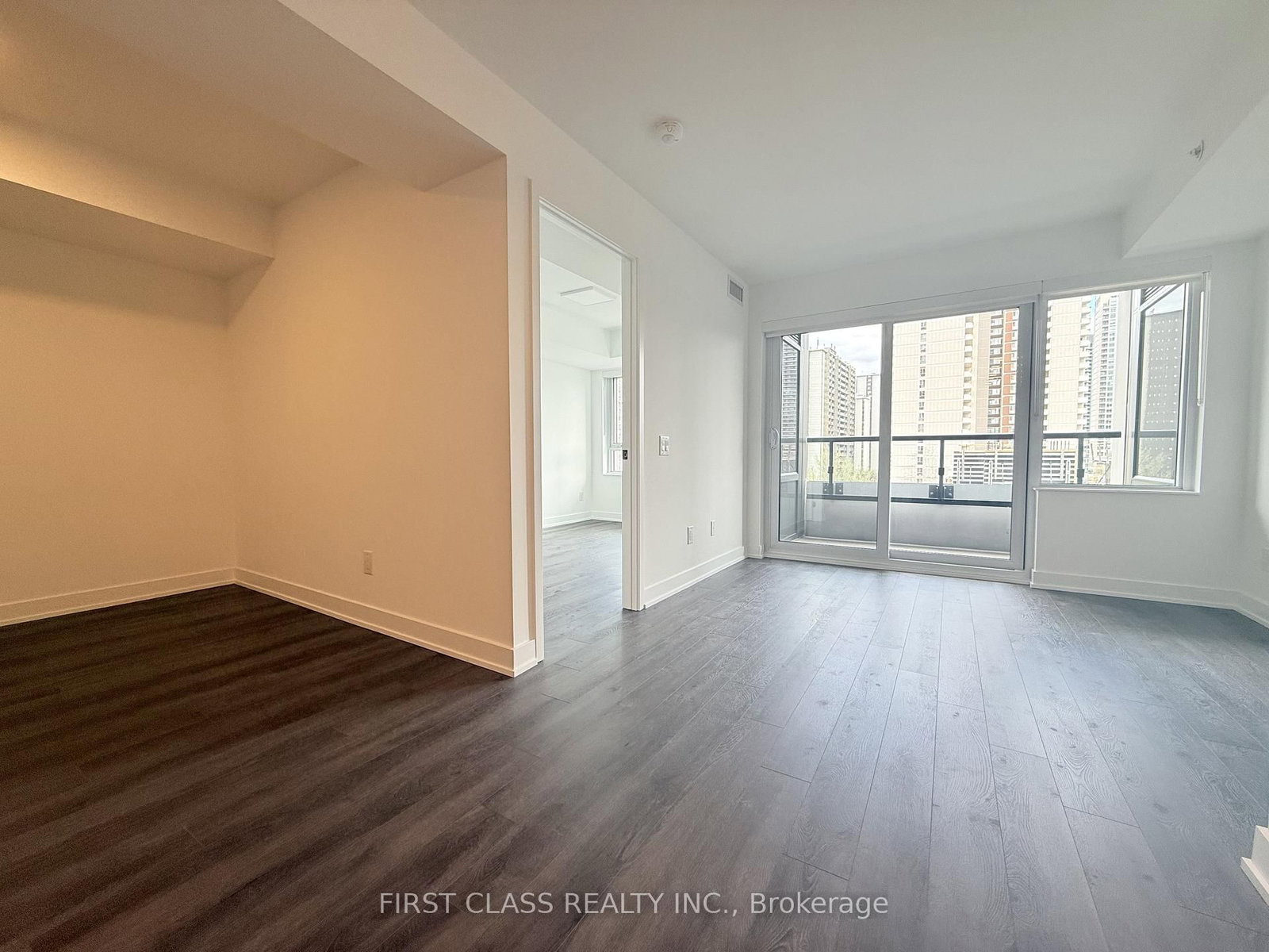 609 Sherbourne Street, Unit 701 - Photo 7