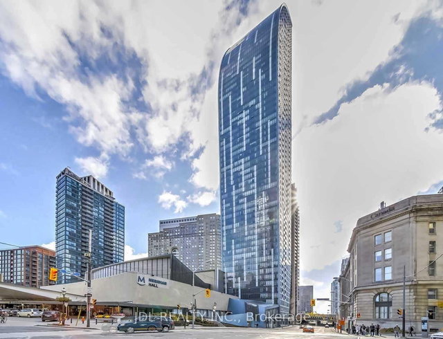 3511 - 8 The Esplanade