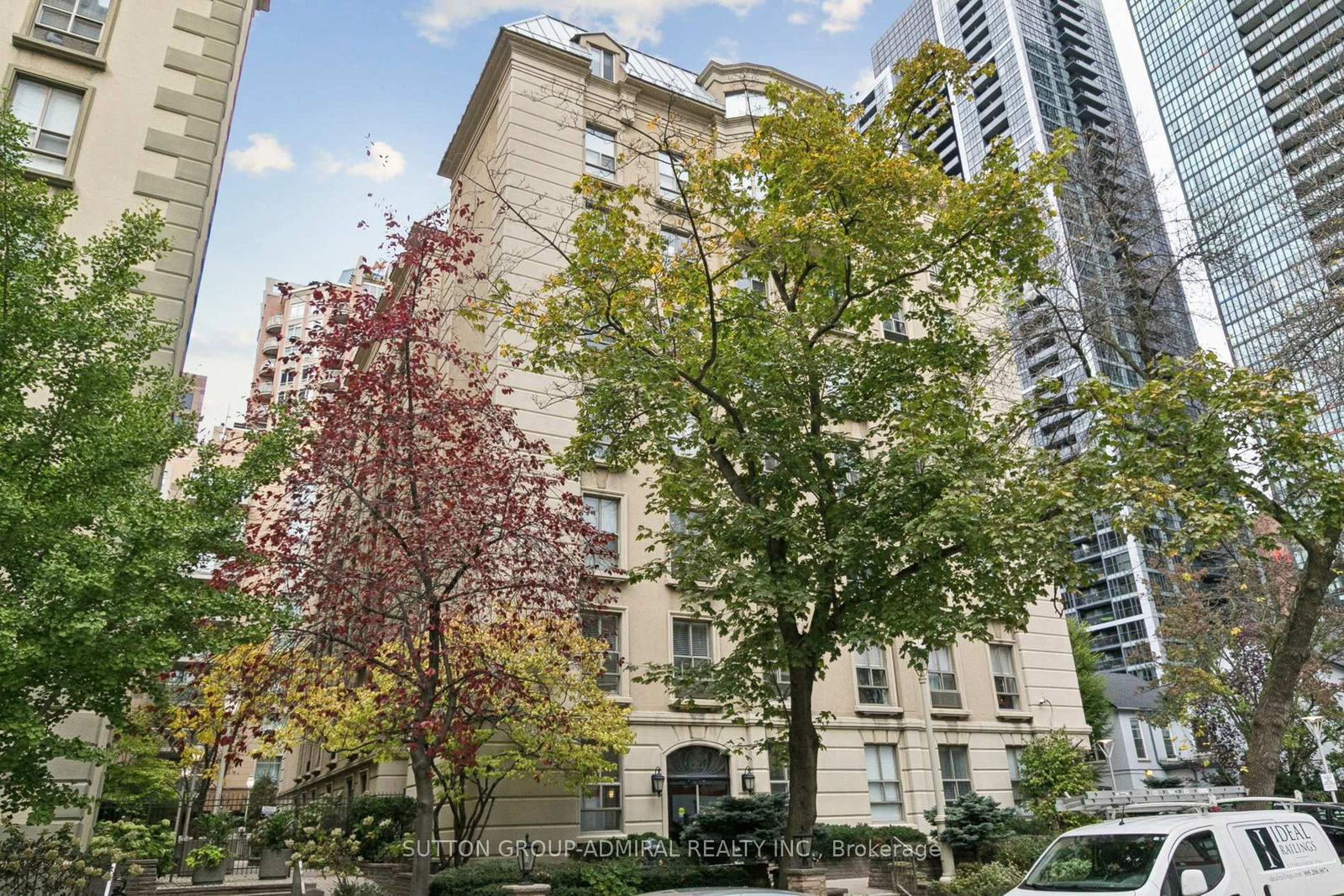 88 Charles Toronto,ON M4Y 2W7 — Photo 6