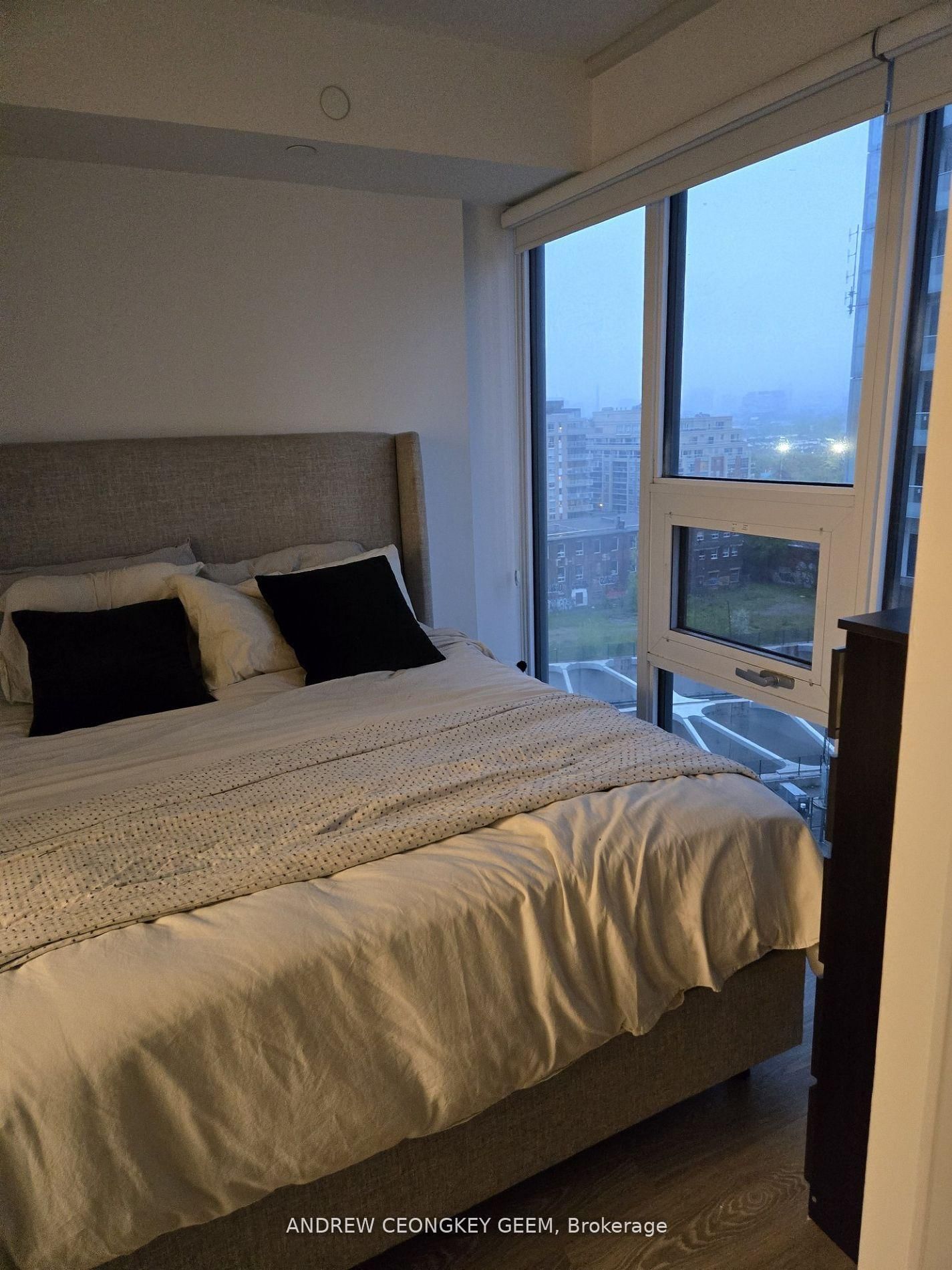 903-19 Western Battery Road, Toronto, ON, photo 2