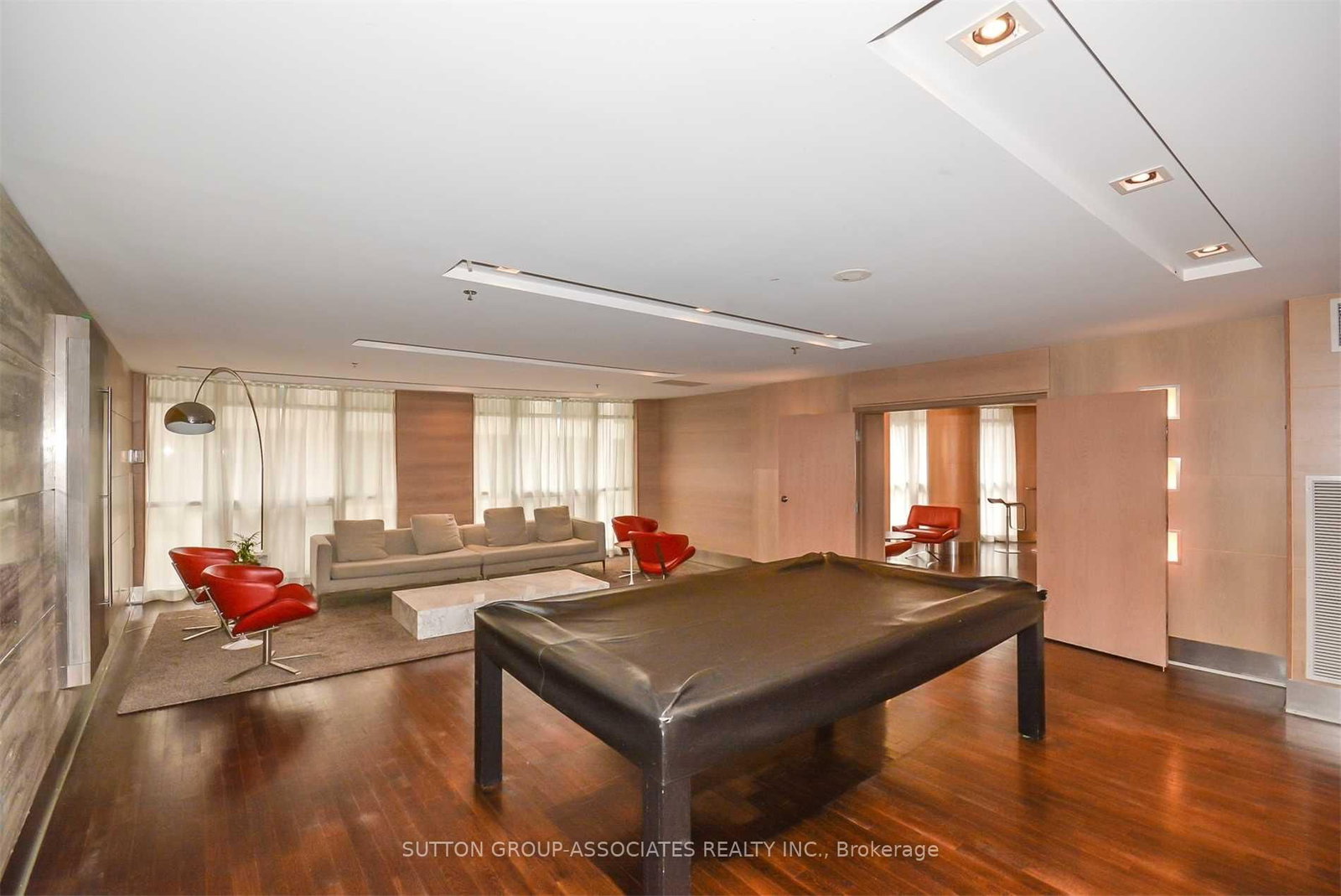 25 Carlton Street, Unit 304 - Photo 21
