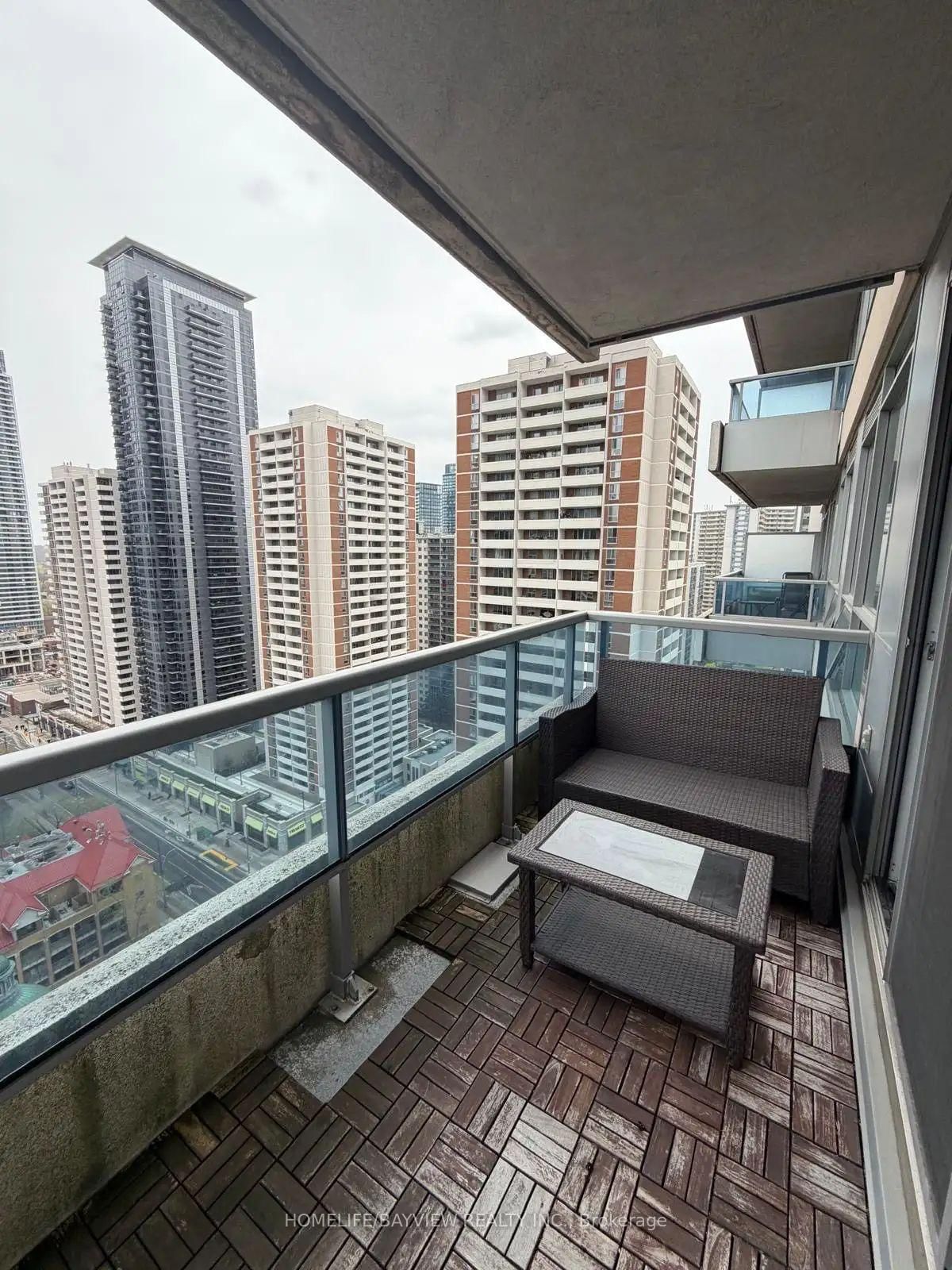 500 Sherbourne Street, Unit 2012 - Photo 8