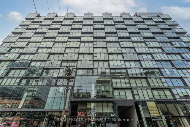 PH1421 - 629 King Street W