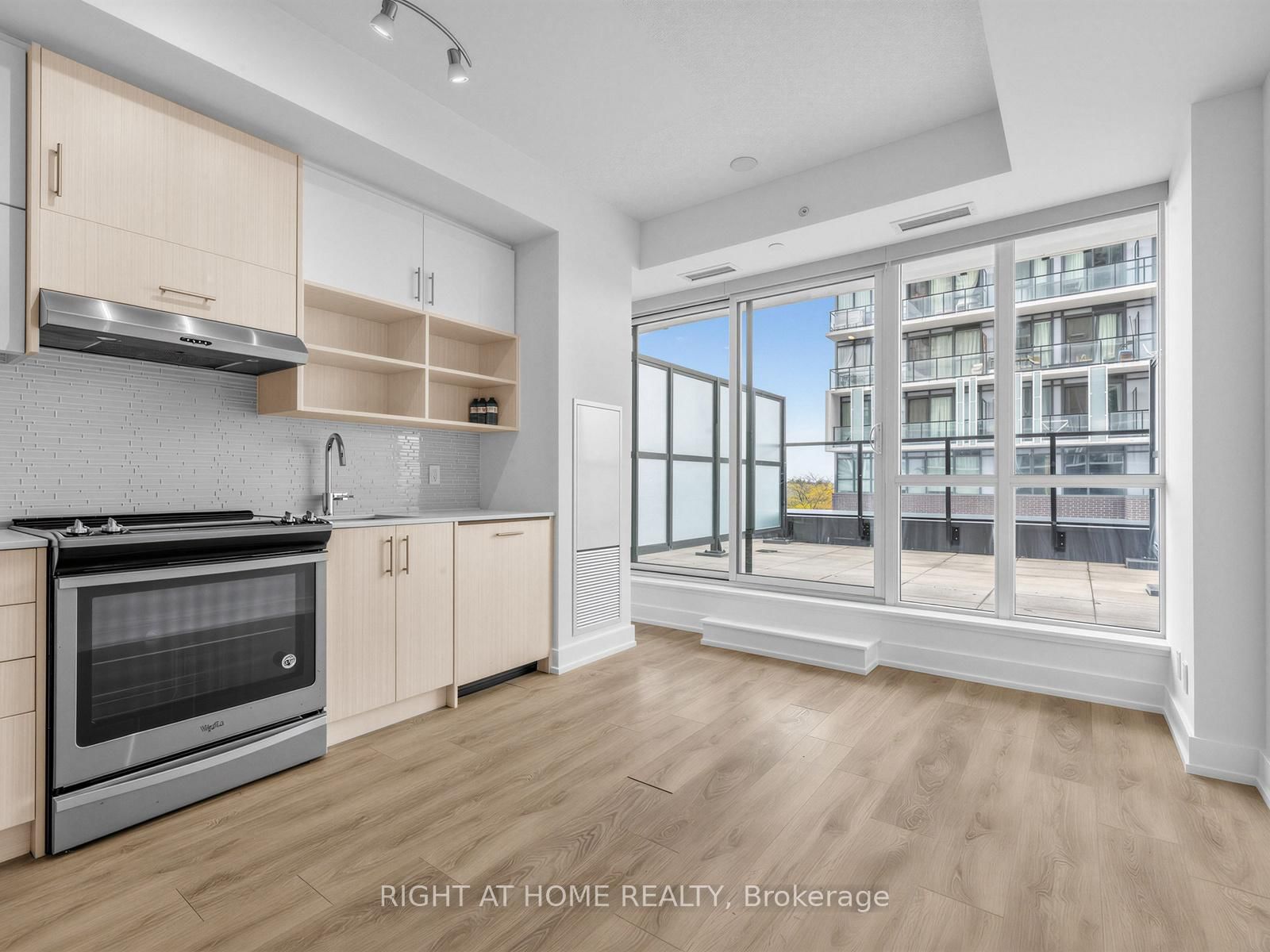128 Fairview Mall Drive, Unit 509 - Photo 12