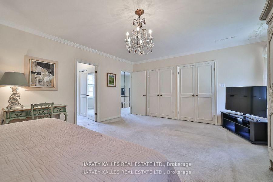 38 Fifeshire Road • Toronto, ON photo 19