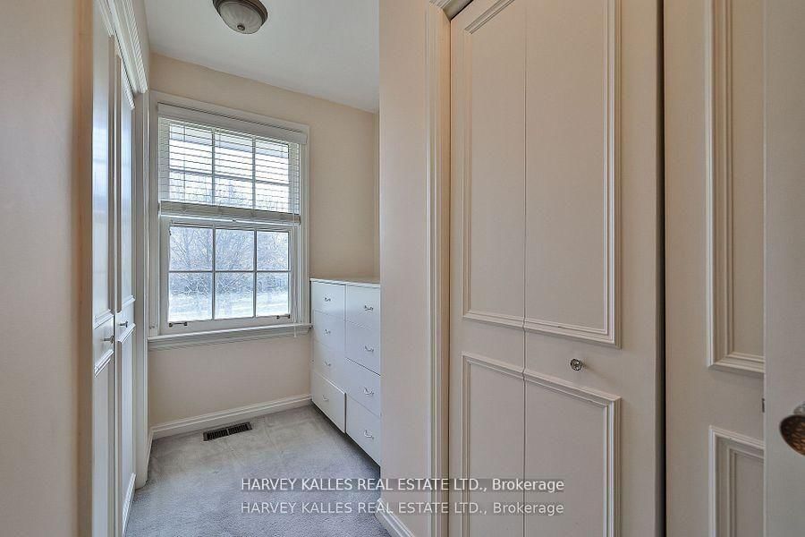 38 Fifeshire Road • Toronto, ON photo 20