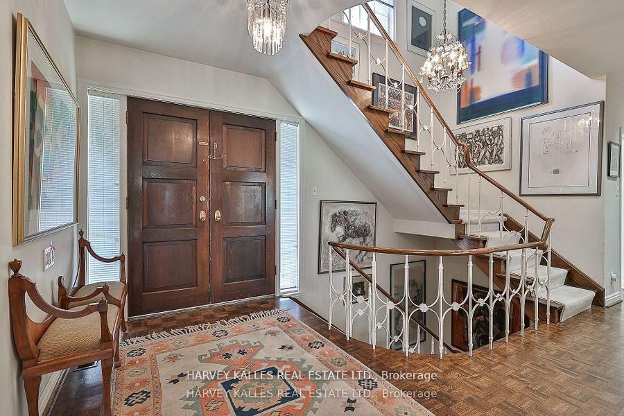 38 Fifeshire Road • Toronto, ON photo 6