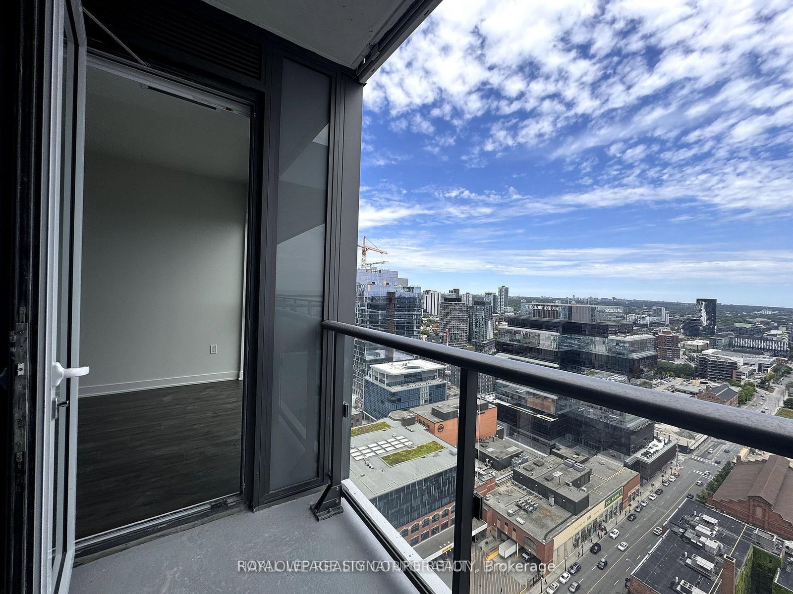 70 Princess Street, Unit LPH2904 - Photo 8
