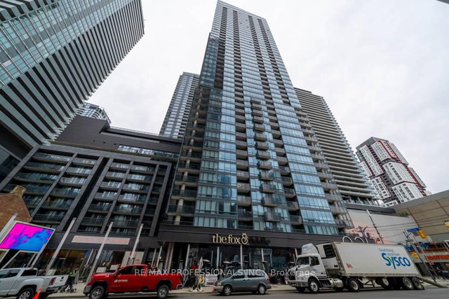 415 - 295 Adelaide Street W