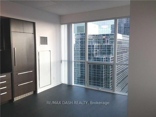 2512 - 5162 Yonge Street