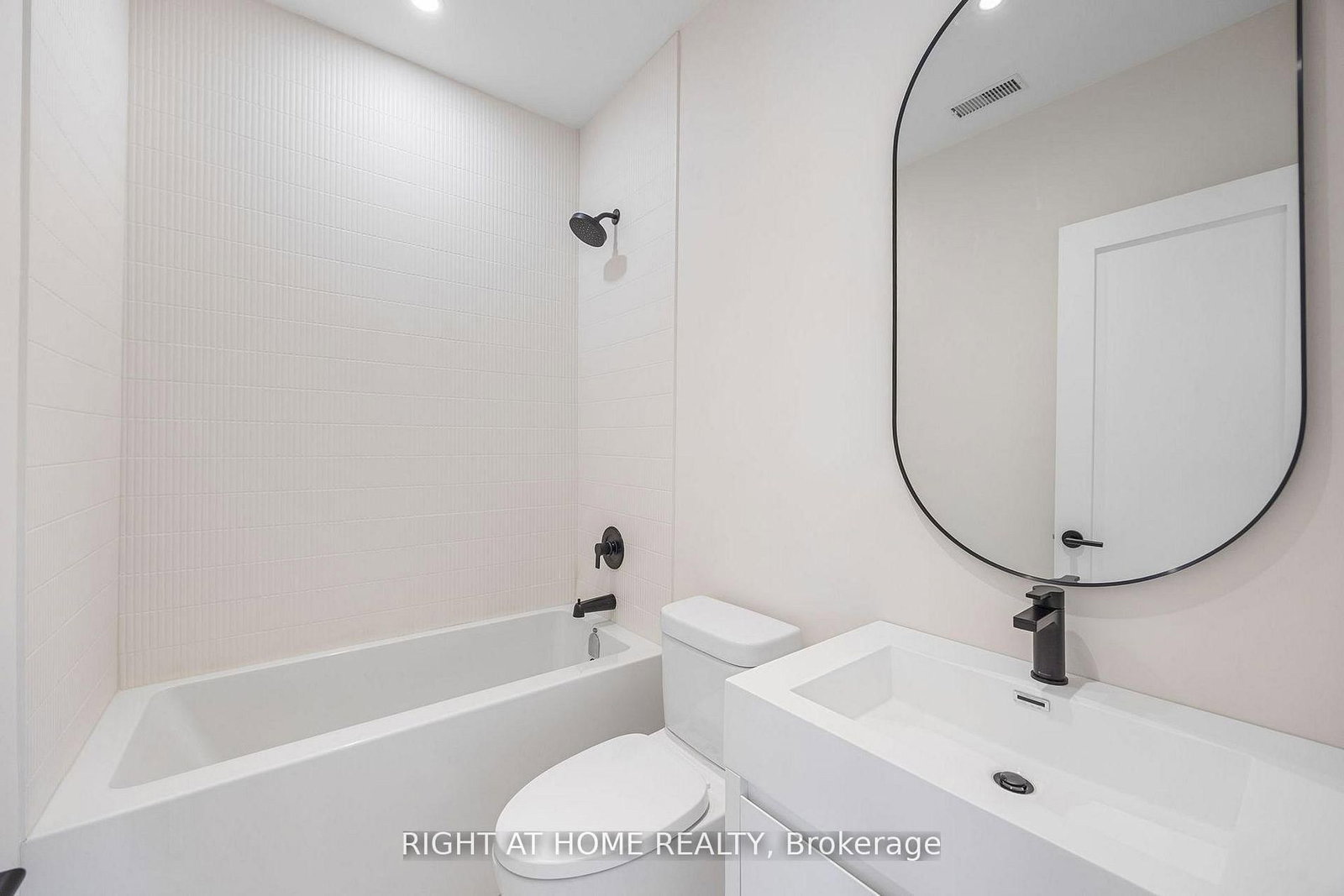 120 Hammell Street • Toronto, ON photo 23