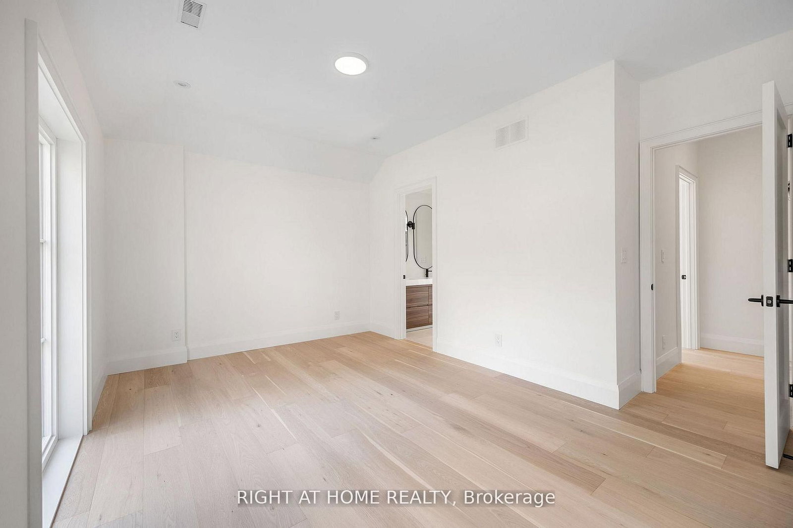 120 Hammell Street • Toronto, ON photo 25