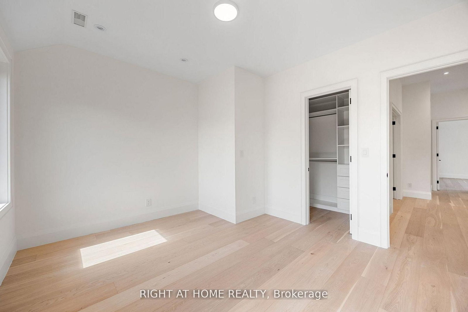 120 Hammell Street • Toronto, ON photo 29
