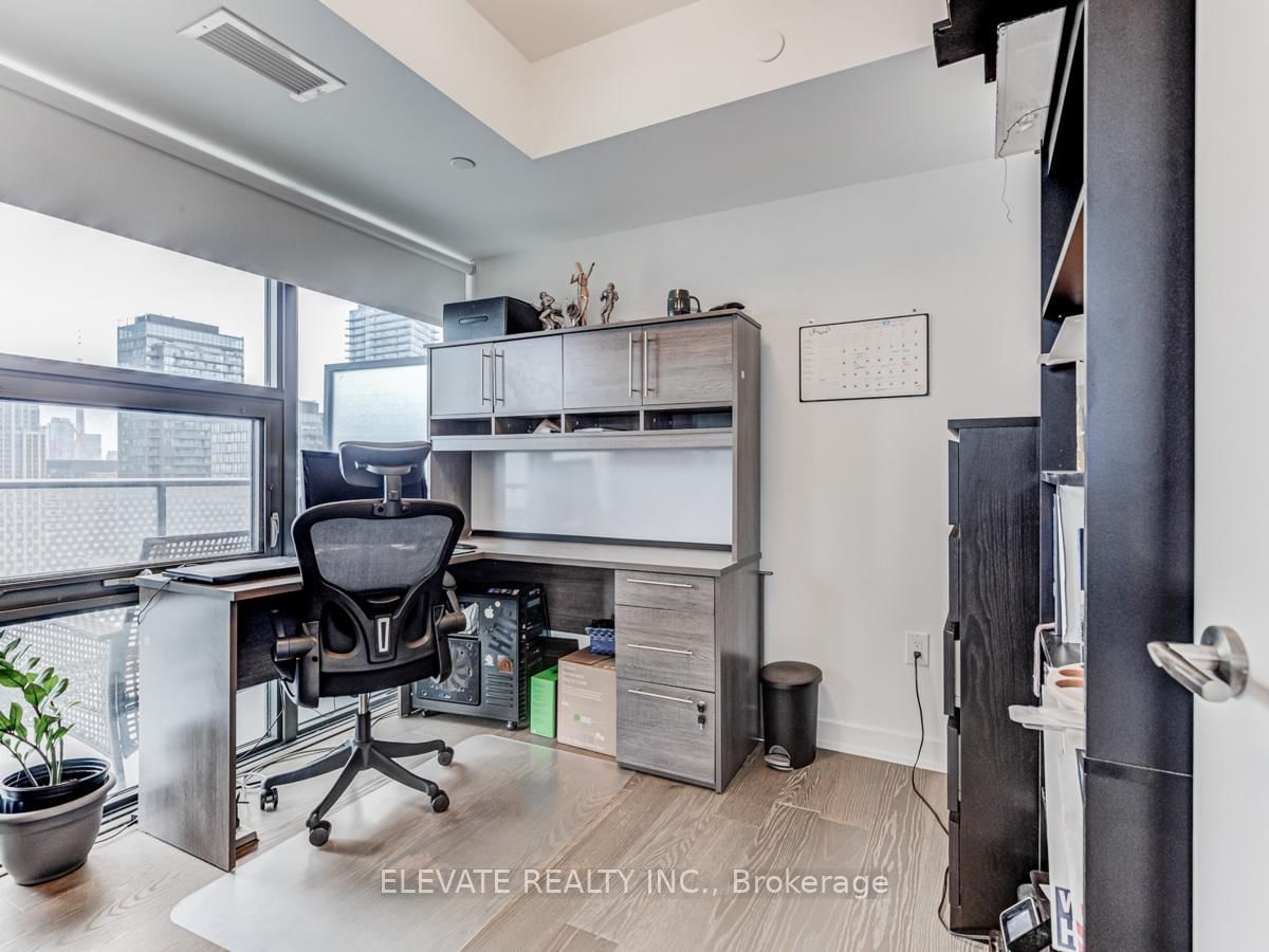 11 Wellesley Street W, Unit 2702 - Photo 10