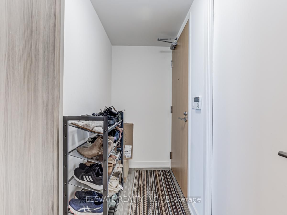 11 Wellesley Street W, Unit 2702 - Photo 12