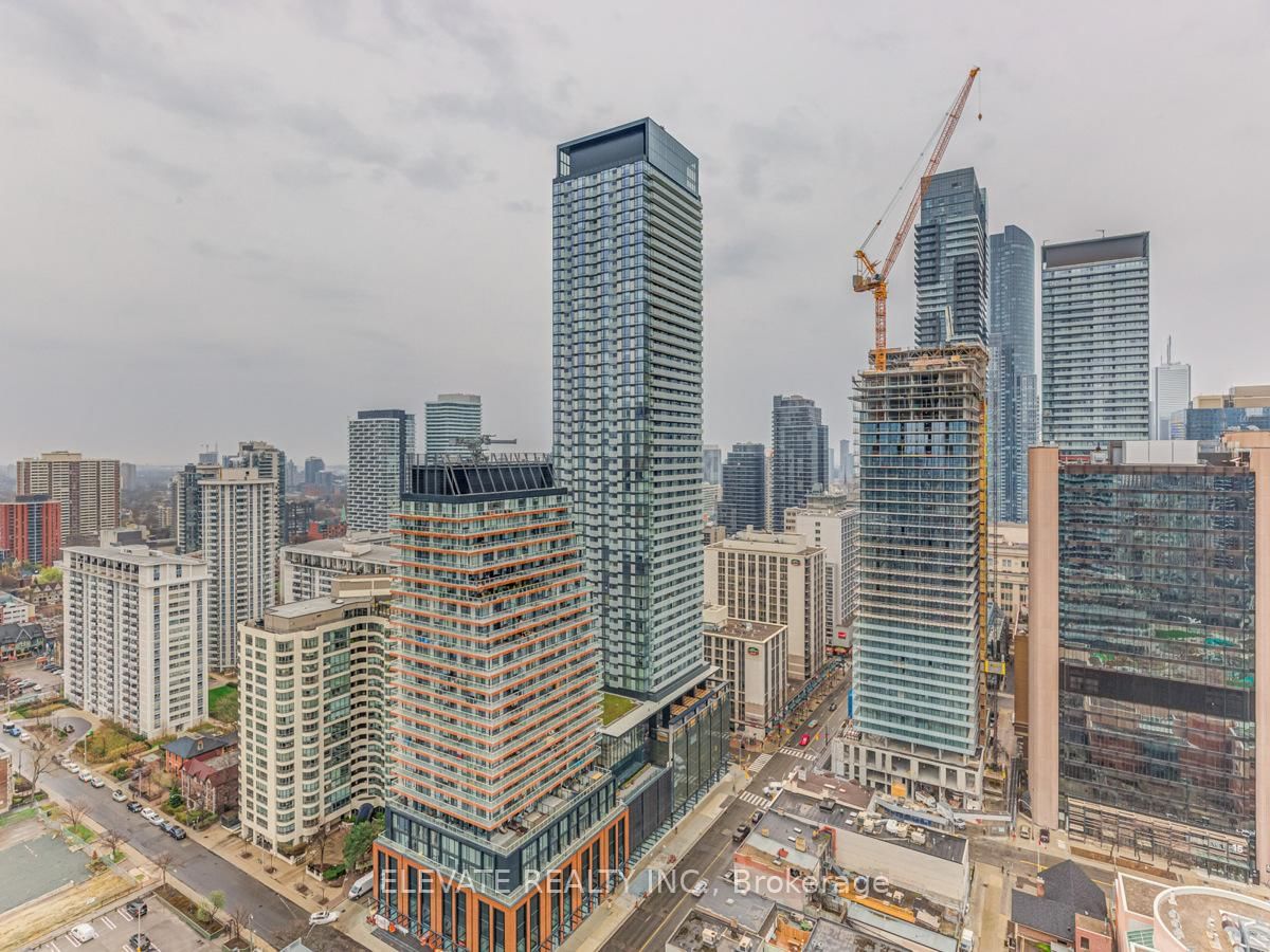 11 Wellesley Street W, Unit 2702 - Photo 21