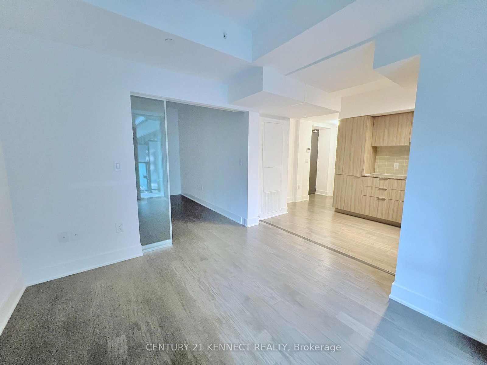 955 Bay Street, Unit 603 - Photo 11