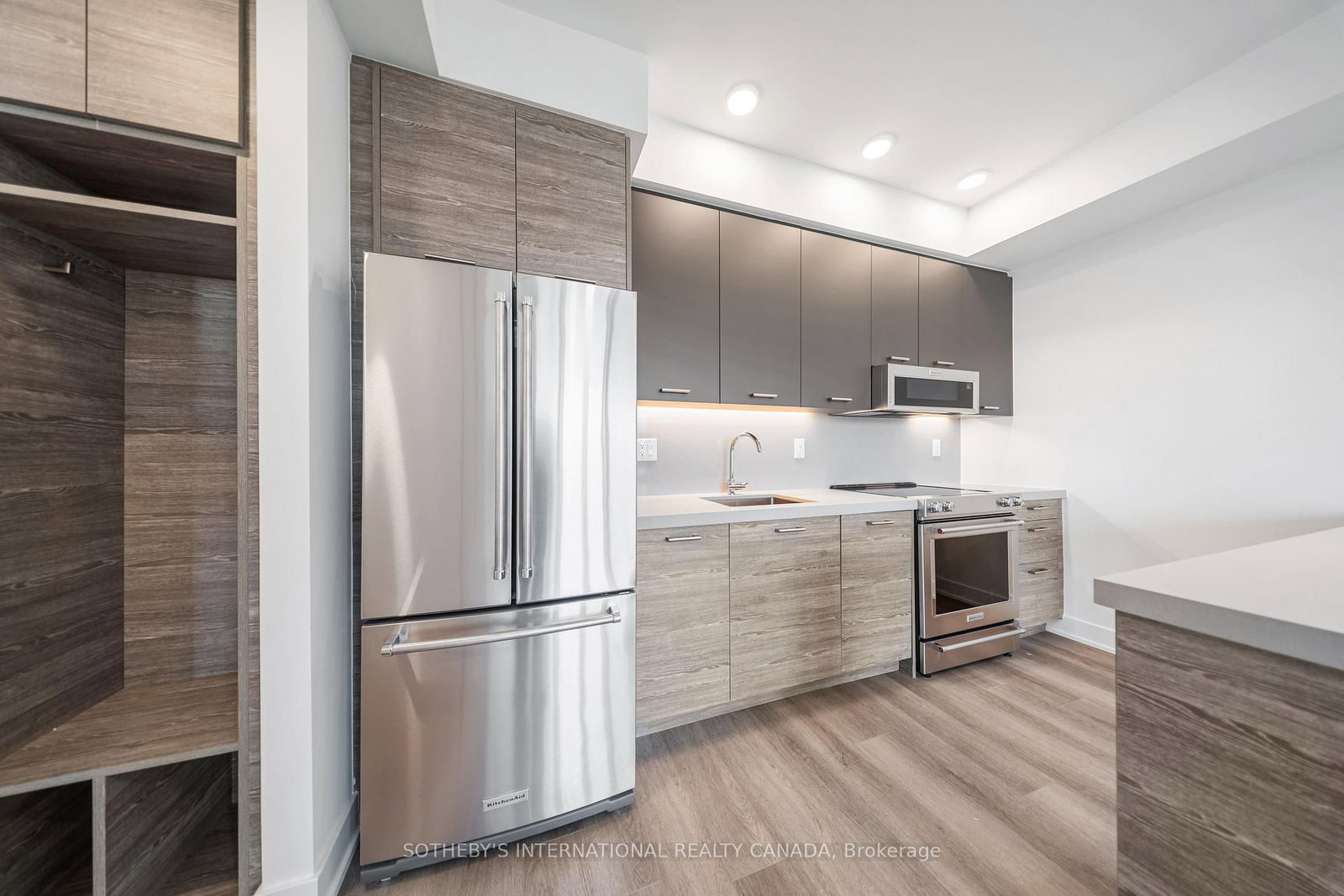 484 Spadina Avenue, Unit 708 - Photo 8
