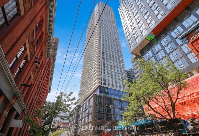 2802 - 88 Queen Street E