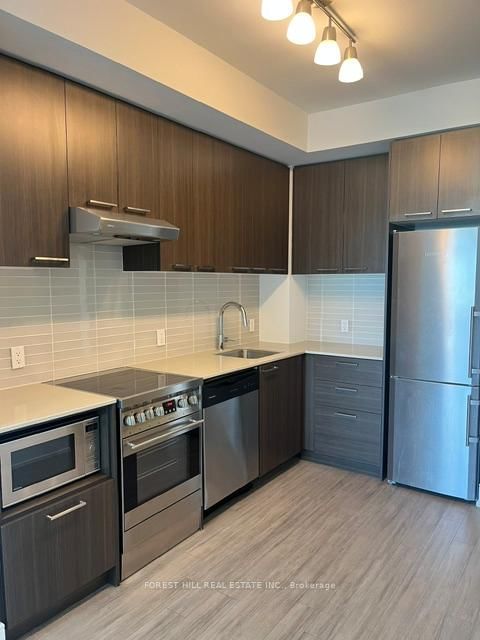 310 Tweedsmuir Avenue, Unit 501 - Photo 14