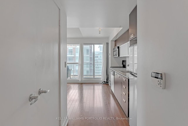 2301 - 80 Western Battery Road