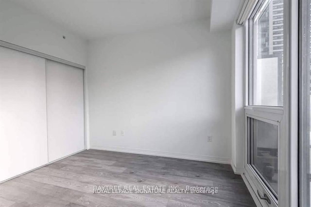 2114 - 251 Jarvis Street