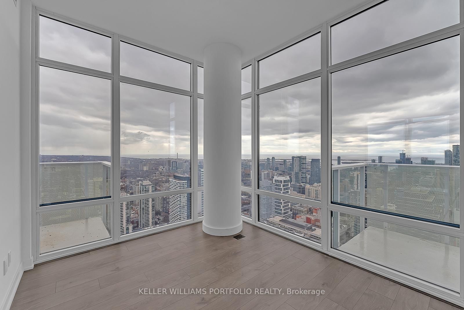 501 Yonge Street, Unit 5209 - Photo 12