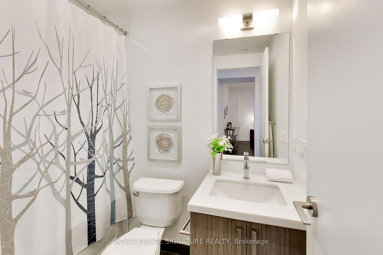 501 St Clair Avenue W, Unit 501 - Photo 15