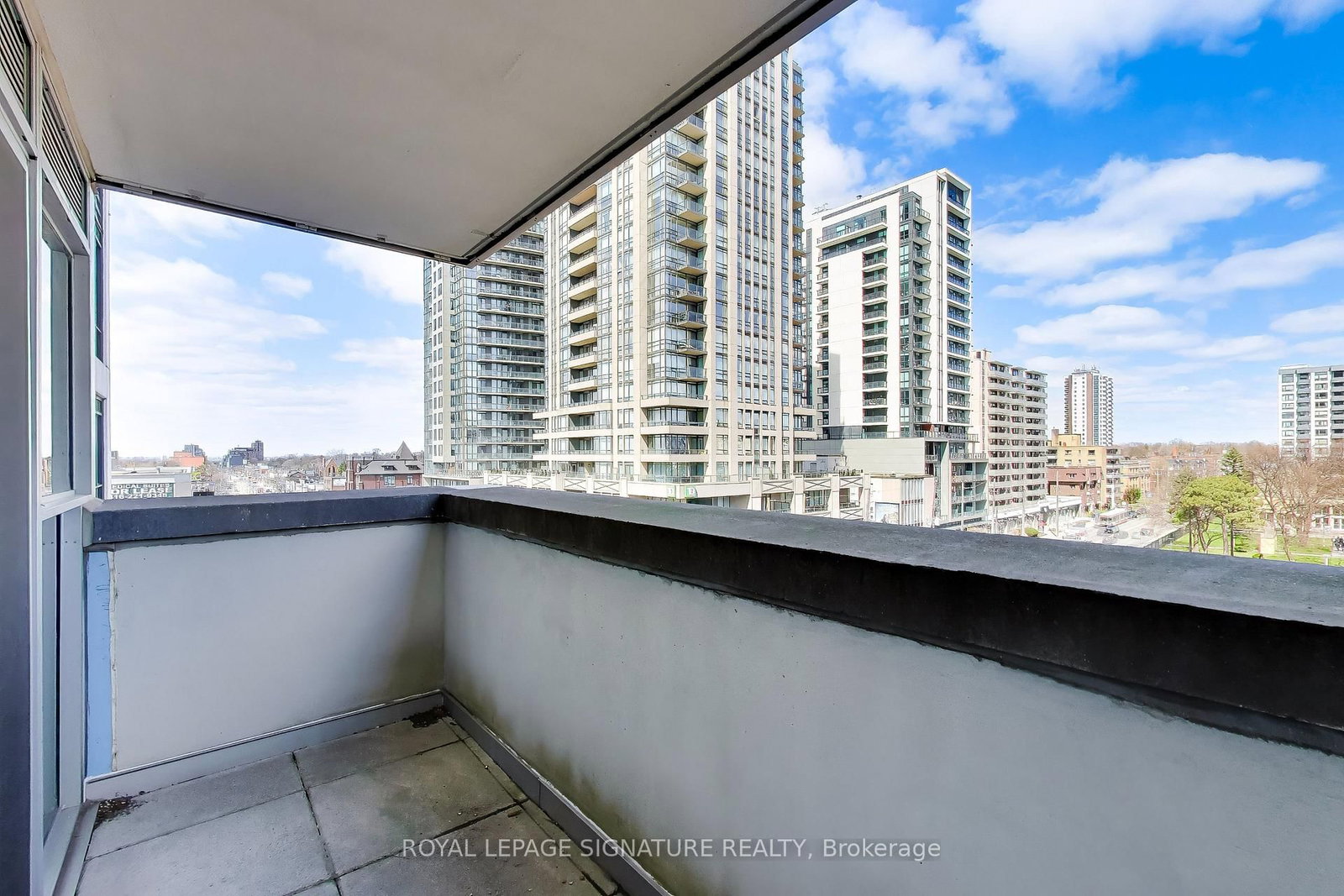 501 St Clair Avenue W, Unit 501 - Photo 19