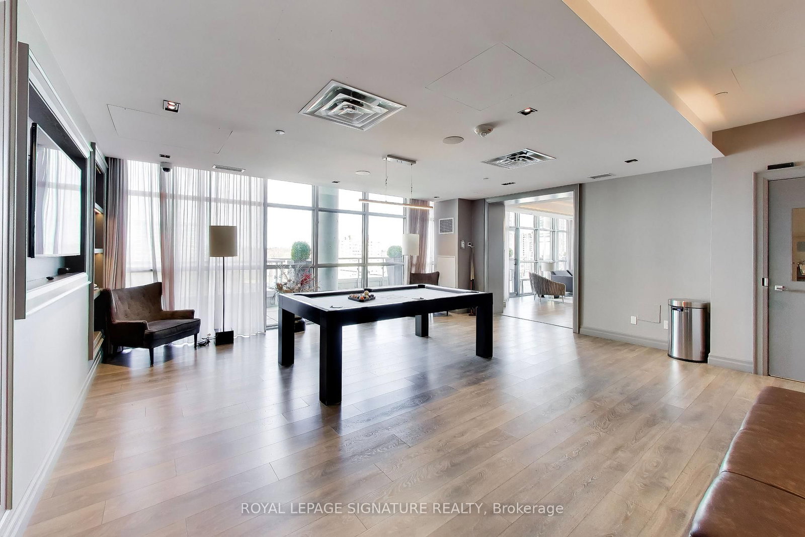 501 St Clair Avenue W, Unit 501 - Photo 25