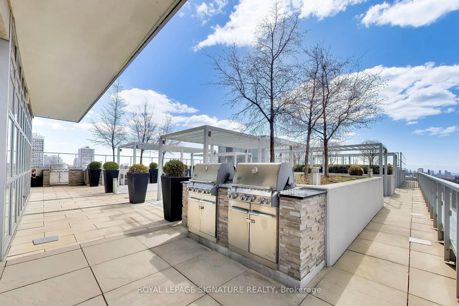 501 St Clair Avenue W, Unit 501 - Photo 37