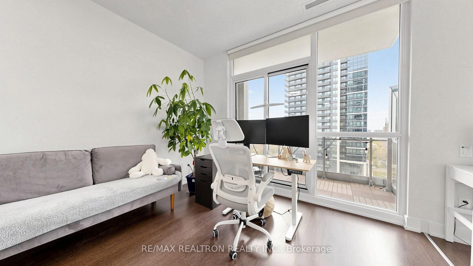 23 Sheppard Avenue E, Unit 1912 - Photo 15