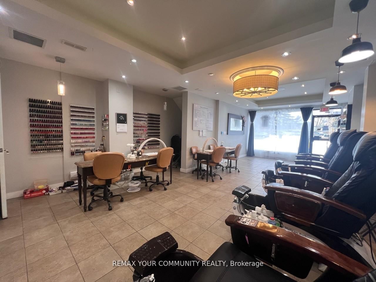 3887 Bathurst Street - Photo 9