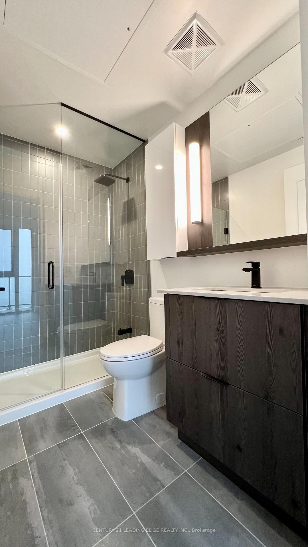 5 Defries Street, Unit 2504 - Photo 4