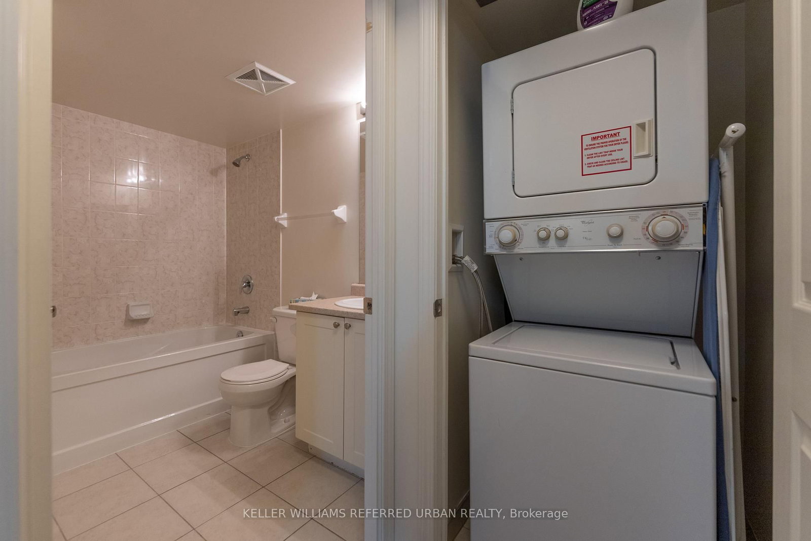 25 Lower Simcoe Street, Unit 1002 - Photo 11