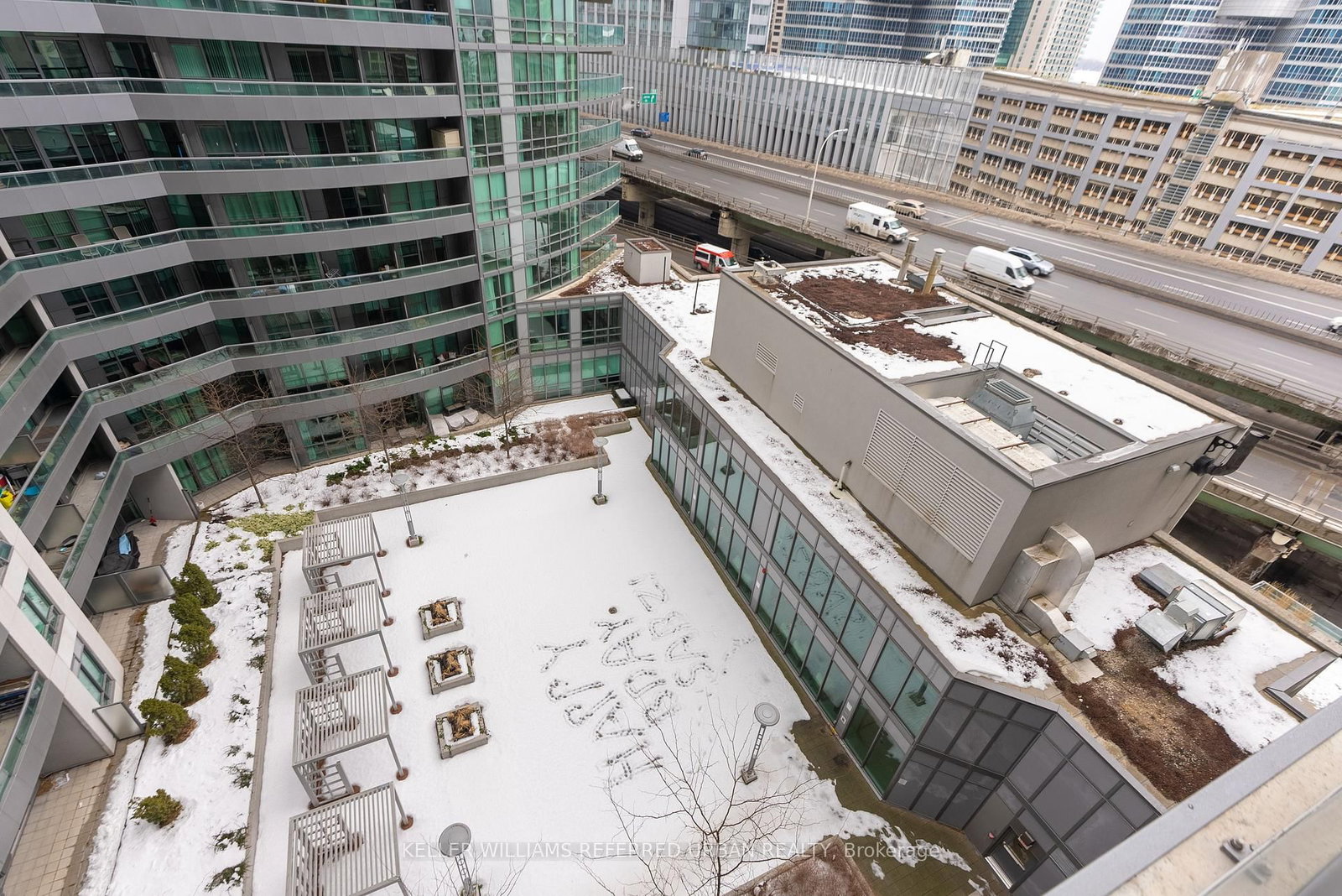 25 Lower Simcoe Street, Unit 1002 - Photo 15