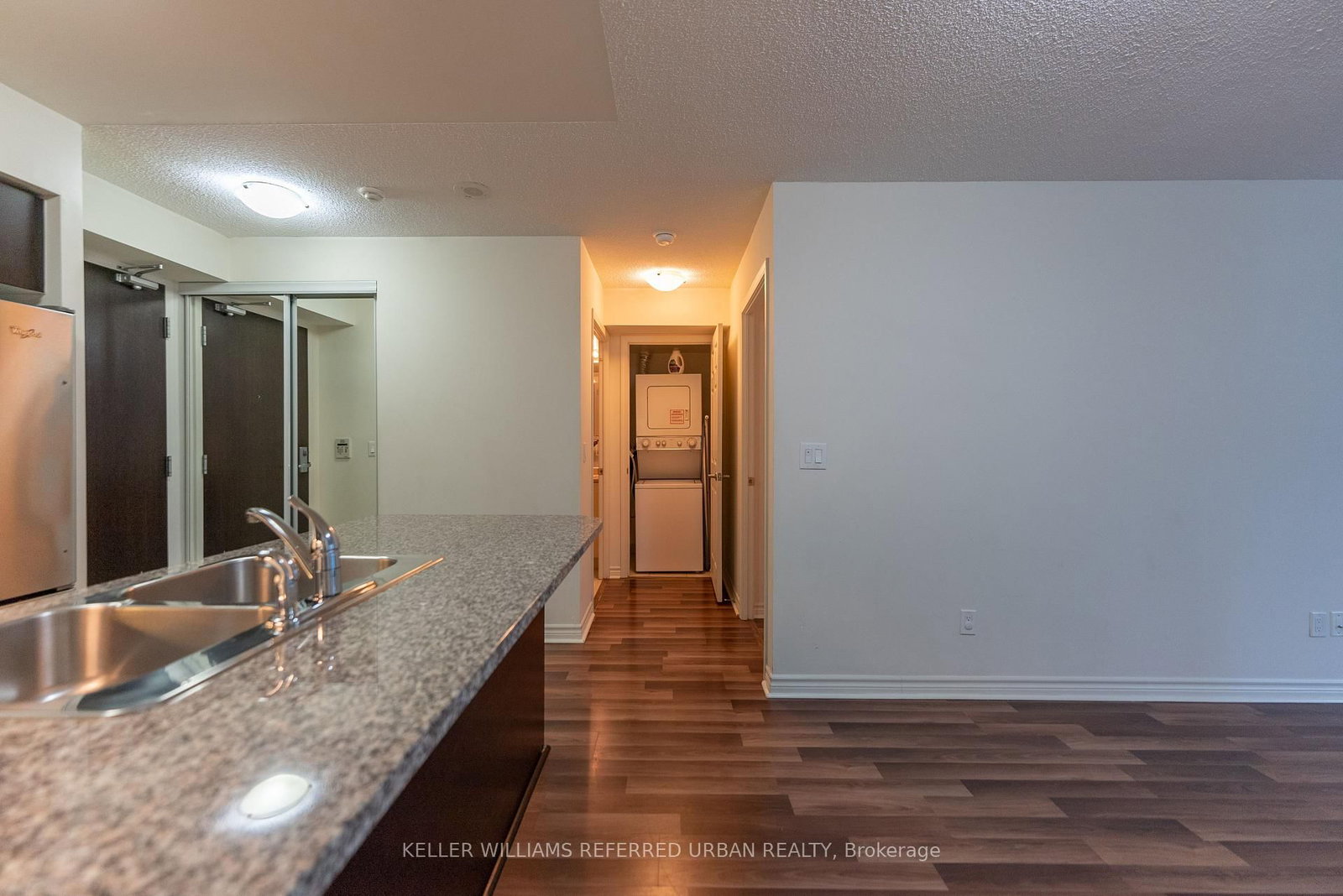 25 Lower Simcoe Street, Unit 1002 - Photo 8