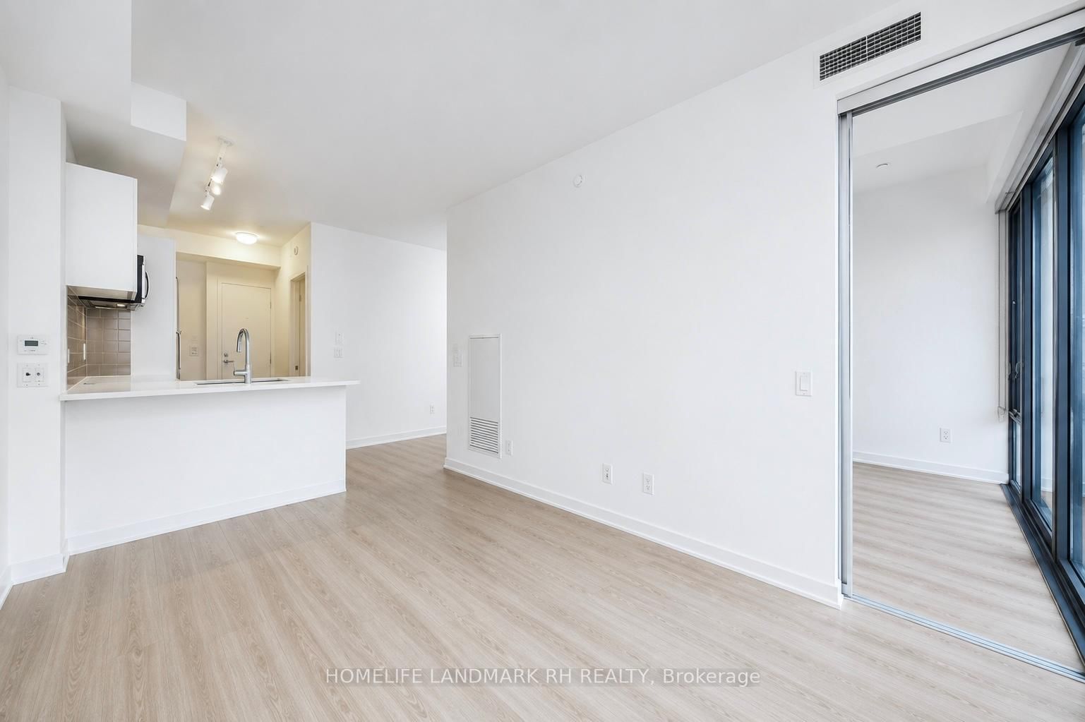 57 St Joseph Street, Unit 2101 - Photo 3