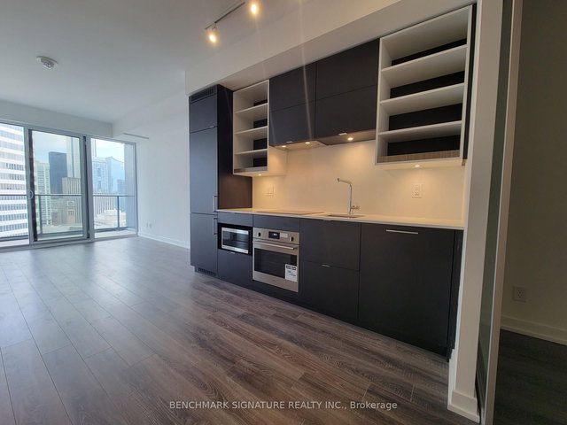 2507 - 20 Edward Street