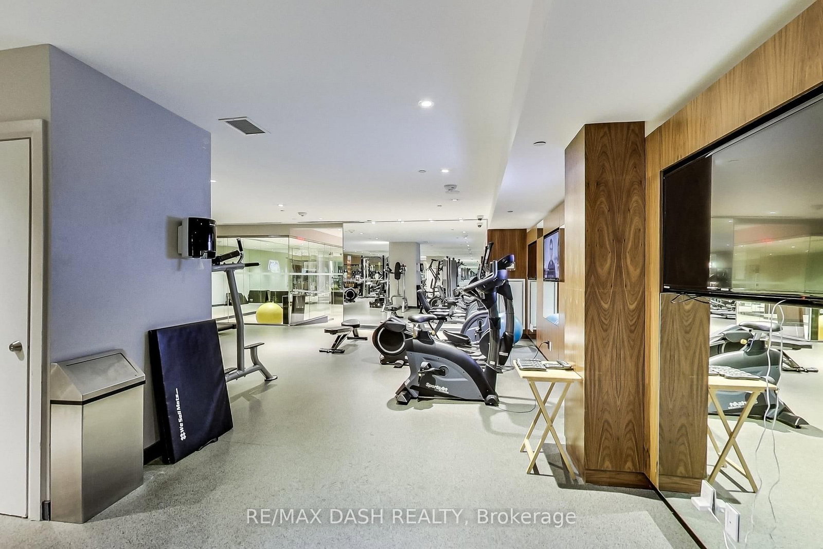 8 Mercer Street, Unit 504 - Photo 6